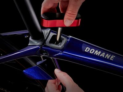 Trek Domane SL 6 AXS 56 Deep Dark Blue/Emerald Iris Produktbild 8