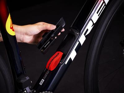 Trek Domane SLR 6 58 Metallic Red Smoke to Blue Smoke F Produktbild 4