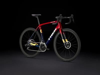 Trek Domane SLR 6 AXS 54 Metallic Red Smoke to Blue Smo Produktbild 1