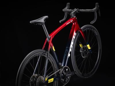 Trek Domane SLR 9 58 Metallic Red Smoke to Blue Smoke F Produktbild 2