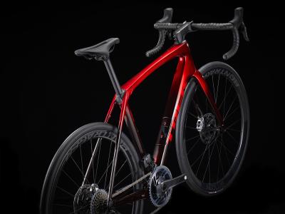Trek Domane SLR 9 AXS 54 Metallic Red Smoke to Red Carb Produktbild 2