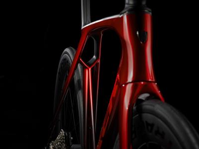 Trek Madone SLR 6 56 Metallic Red Smoke to Red Carbon S Produktbild 4