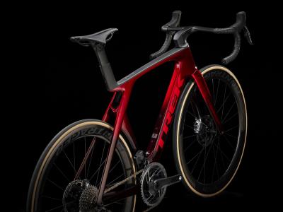 Trek Madone SLR 9 AXS 56 Metallic Red Smoke to Red Carb Produktbild 2