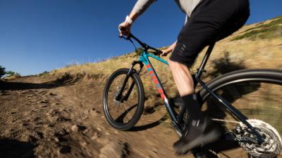 Trek Marlin 2023 F/S S 27.5 Matte Dnister Black Produktbild 3