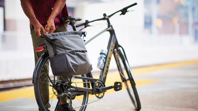 Trek FX+ 2 SO LT M Satin Mulsanne Blue Produktbild 3