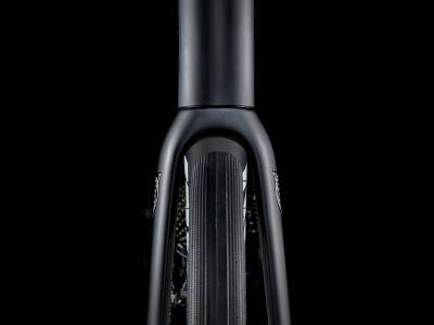 Trek Domane AL 5 56 Matte Trek Black Produktbild 7