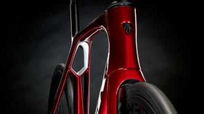 Trek Madone SL 6 62 Crimson Produktbild 12
