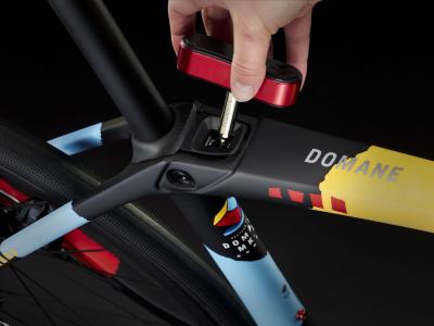 Trek Domane SLR 7 AXS 62 Trek Black Produktbild 8