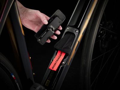 Trek Domane SLR 7 AXS 58 Axinite Flip/Trek Black Produktbild 4