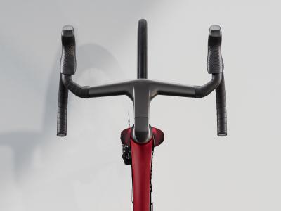 Trek Madone SLR 7 AXS ML Carbon Red Smoke Produktbild 2