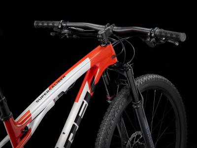 Trek Supercaliber SL 9.6 M Lunar Silver/Lava Red Produktbild 2