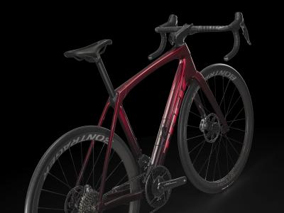 Trek Domane SLR 9 AXS 62 Metallic Red Smoke to Red Carb Produktbild 1