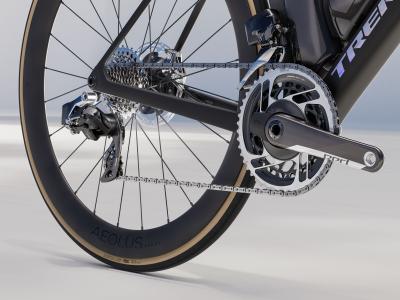 Trek MADONE SLR 8 AXS S Matte Carbon Smoke/Prismatic Pe Produktbild 5