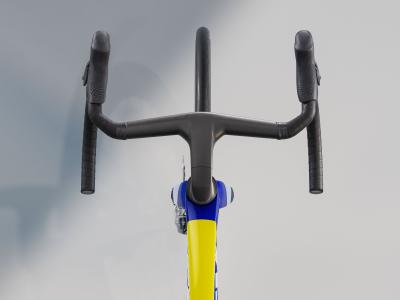 Trek MADONE SLR 8 AXS S Team Replica Produktbild 2