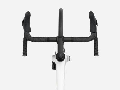 Trek Madone SL 6 L Gloss Crystal White/Matte Deep Smoke Produktbild 2