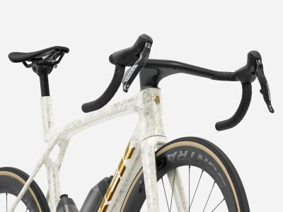 Trek Madone SLR 7 AXS S Era White/Supernova Marble Produktbild 4
