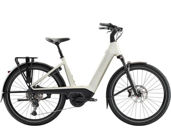 Trek Charter+ 5 R10 540 LS M Lunar Silver