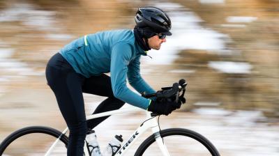 Bontrager Glove Bontrager Velocis Winter Large Radioactive Y Produktbild 4
